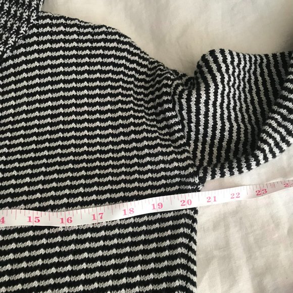 CAbi #3167 Fergie Draped Turtleneck Black White Chuky Knit Sweater - Picture 8 of 9